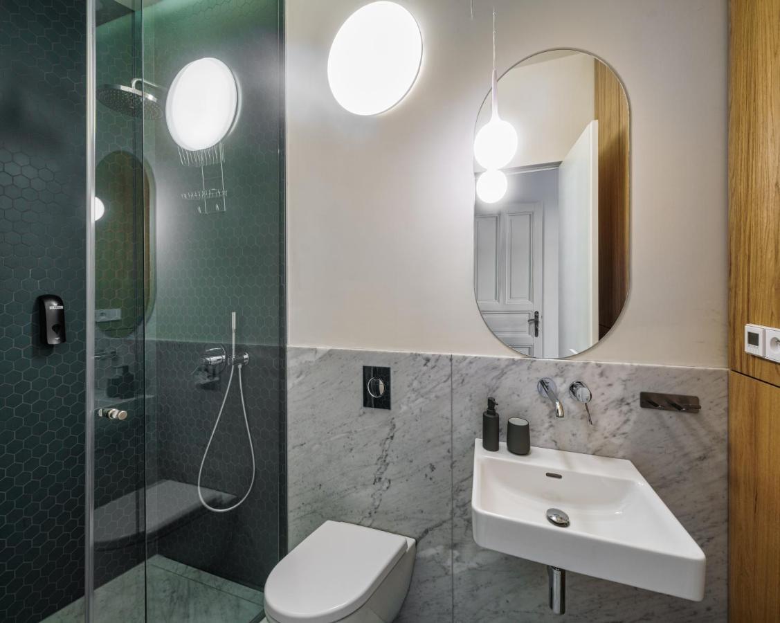 Mn6 Luxury Suites By Adrez Praga Exterior foto