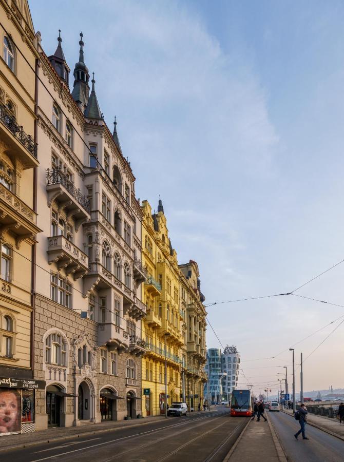Mn6 Luxury Suites By Adrez Praga Exterior foto